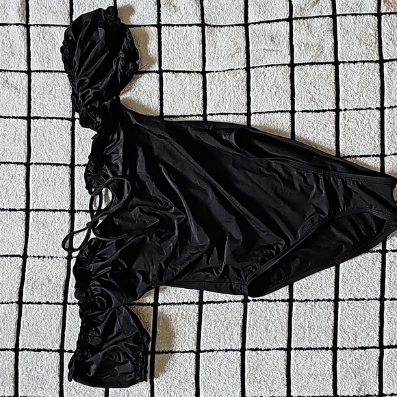 STUNNING BLACK SEA ANGEL OFF SHOULDER KEYHOLE SWIMSUIT/BODYSUIT - Picture 1 of 7